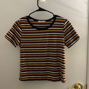 CAUTION TO THE WIND STRIP SHORT SLEEVE